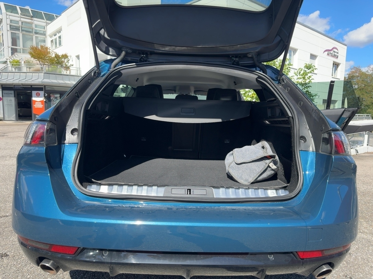 508 Hybrid 225 (Plug-In) SW Allure (EURO 6d)