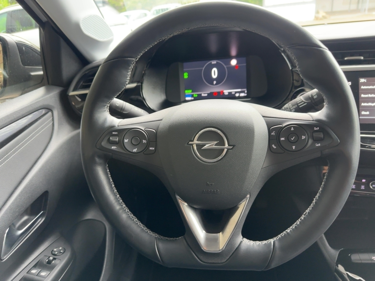 Corsa F e Elegance
