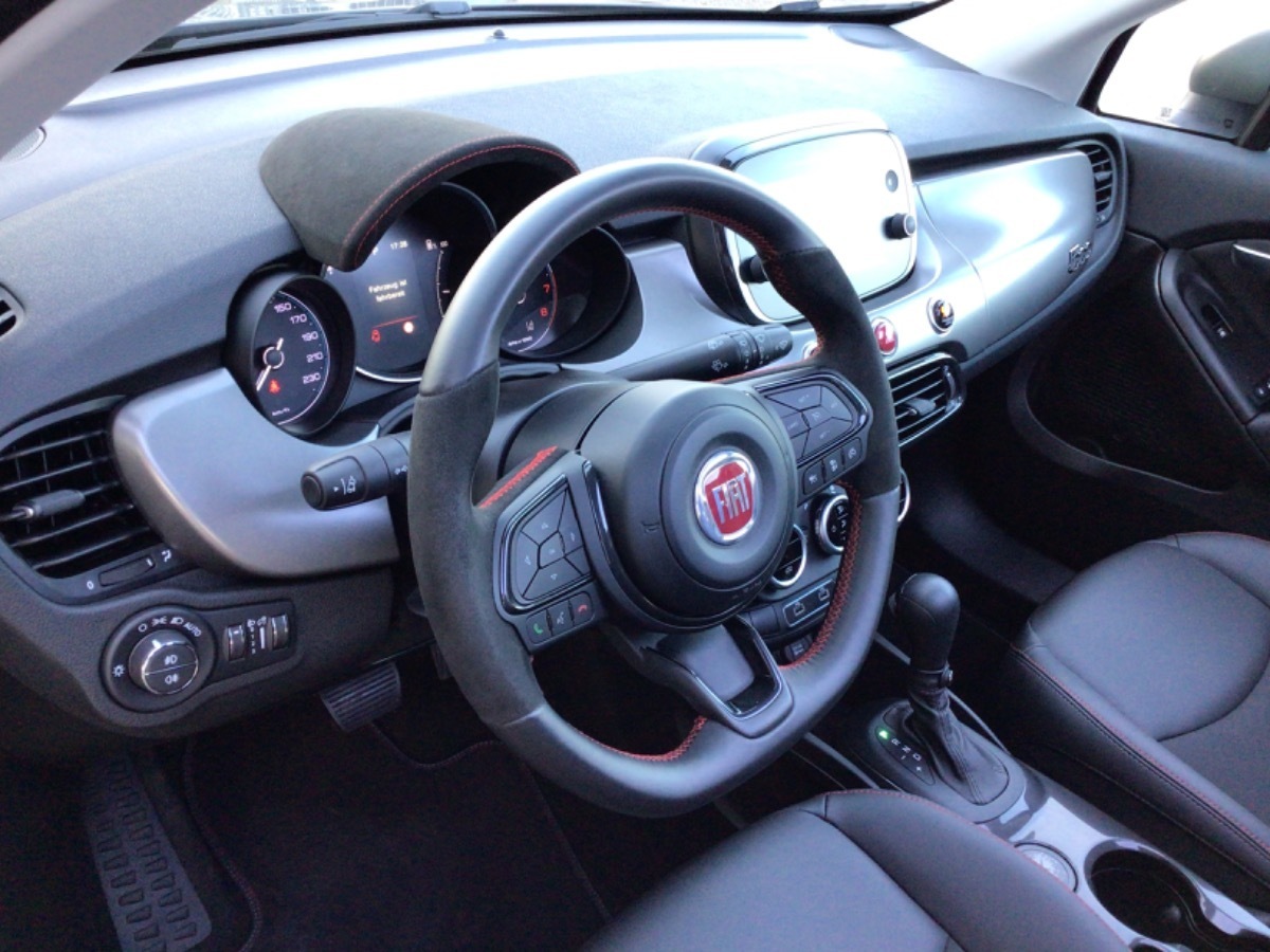 500X Dolcevita HYBRID 1.5 GSE Sport