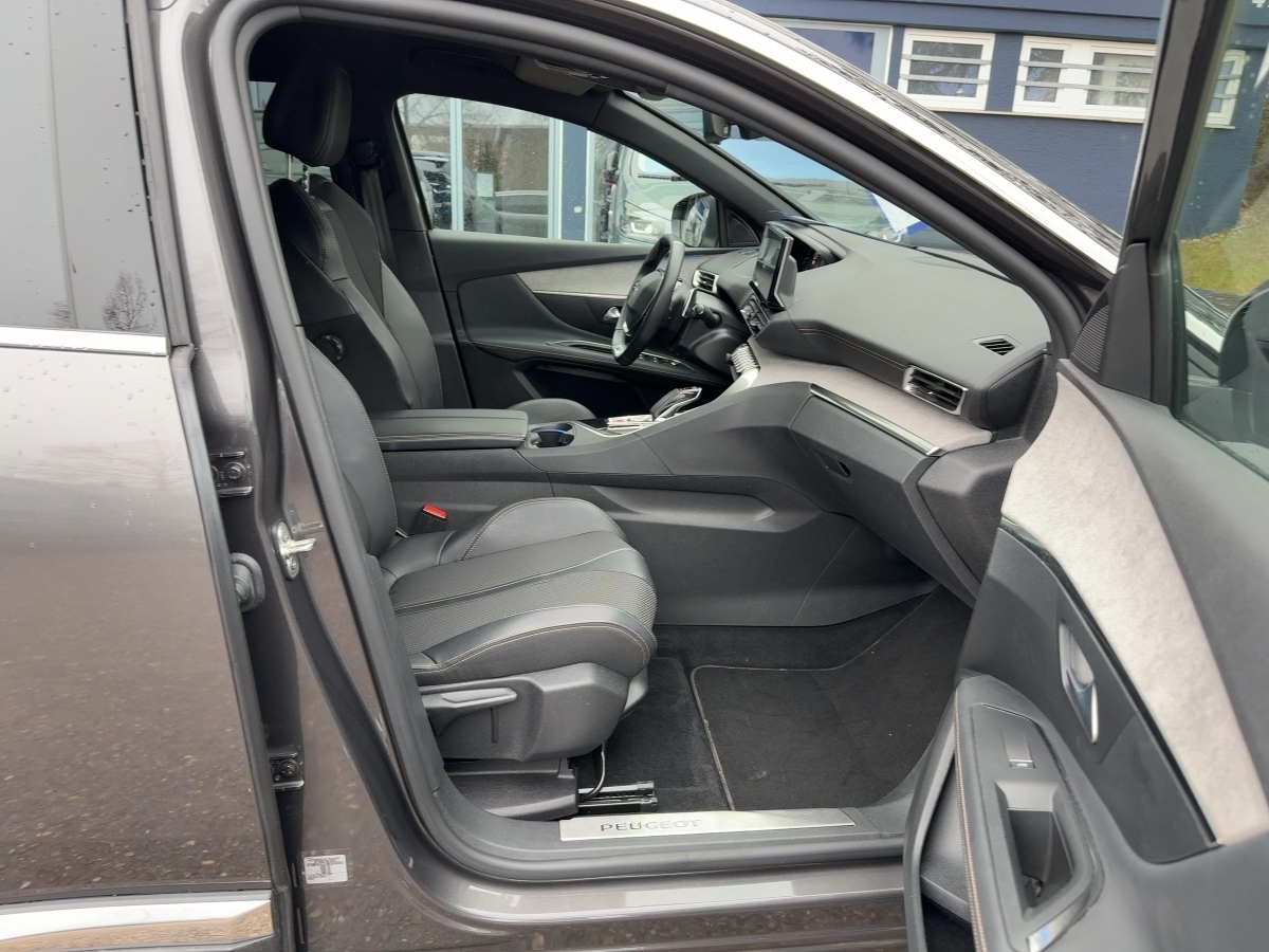 3008  GT Hybrid Navigationssystem