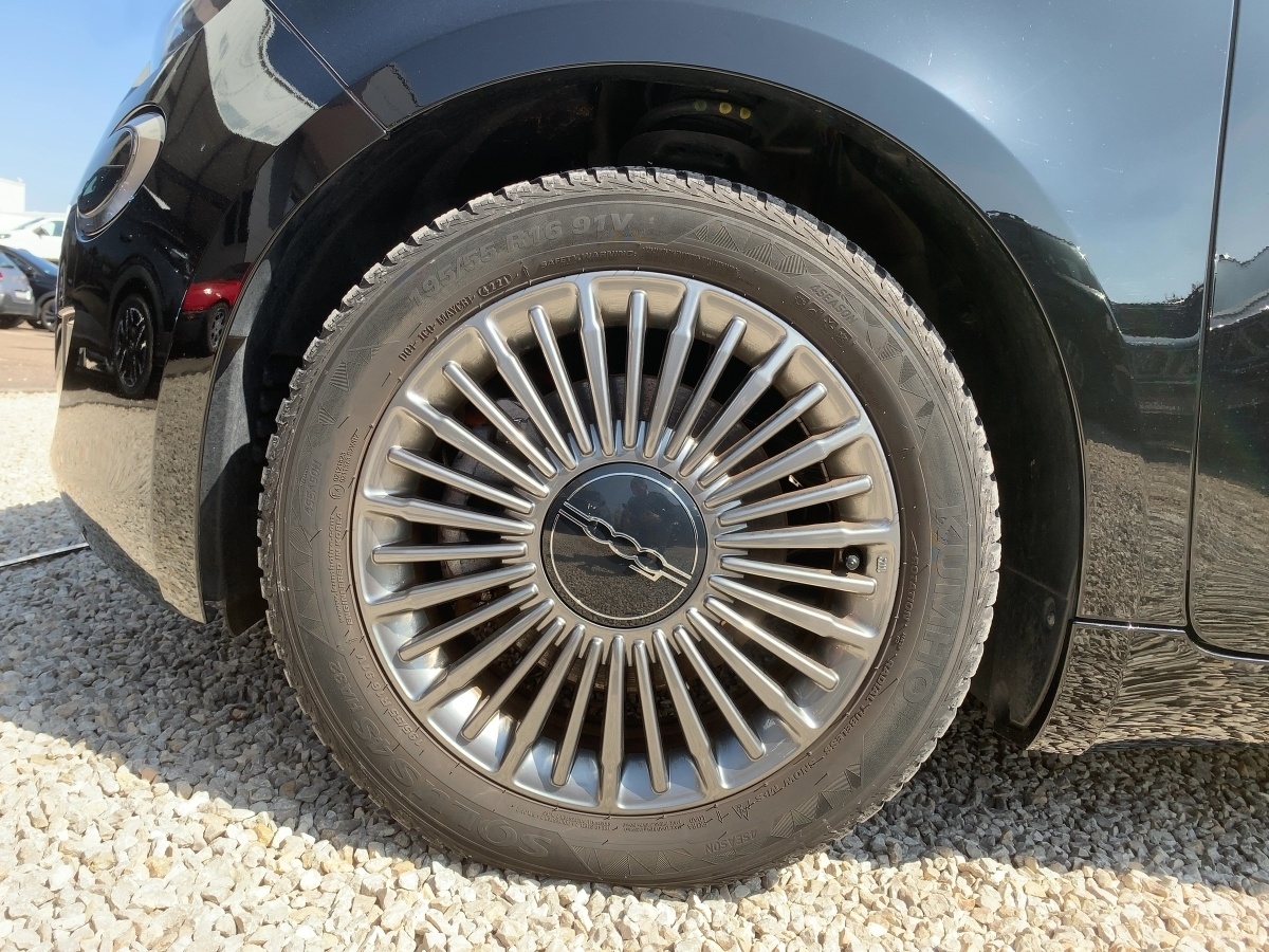 500e Icon Batterie 42 kWh