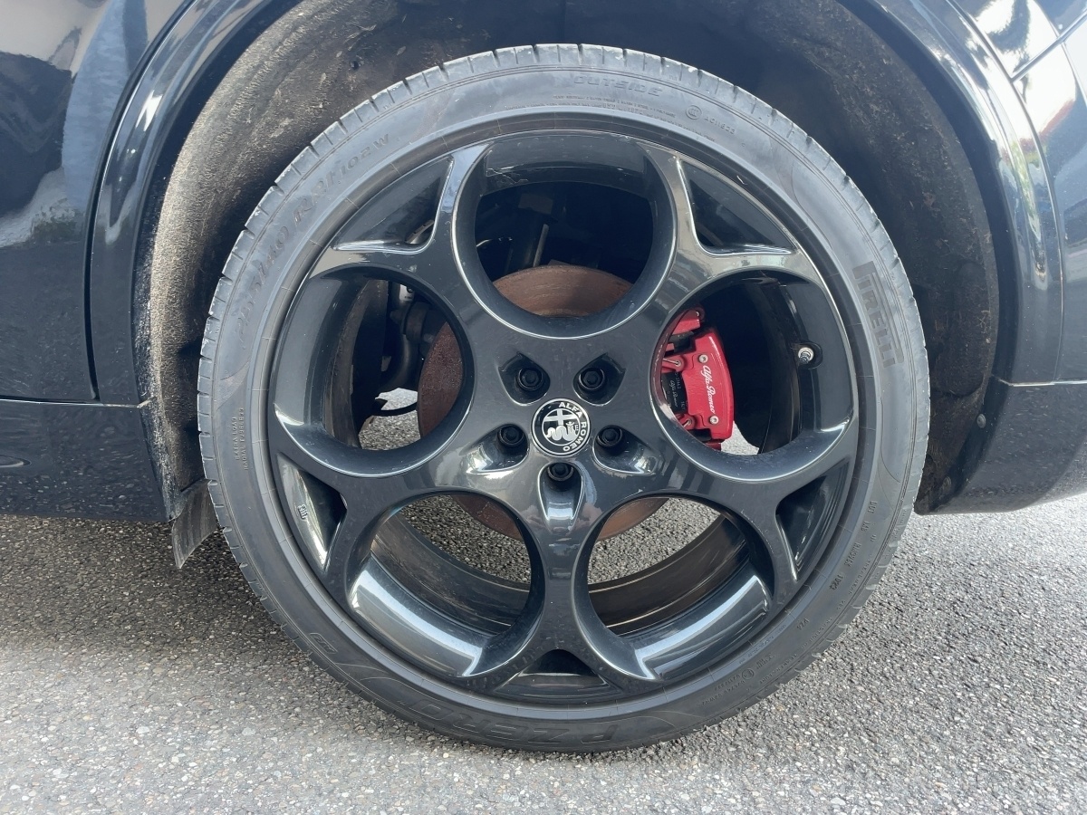 Stelvio 2.0 Turbo 16V Competizione Q4 (EURO 6d)
