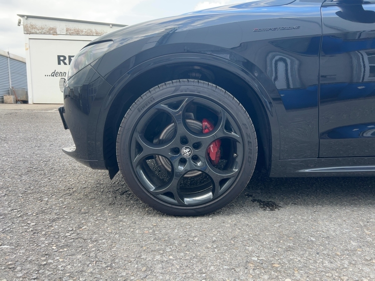 Stelvio 2.0 Turbo 16V Competizione Q4 (EURO 6d)