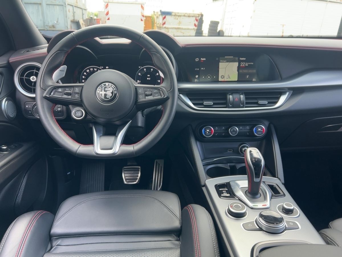 Stelvio 2.0 Turbo 16V Competizione Q4 (EURO 6d)