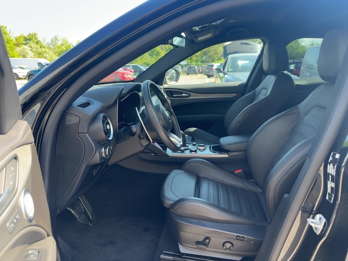 Stelvio 2.0 Turbo 16V Veloce Q4 (EURO 6d)