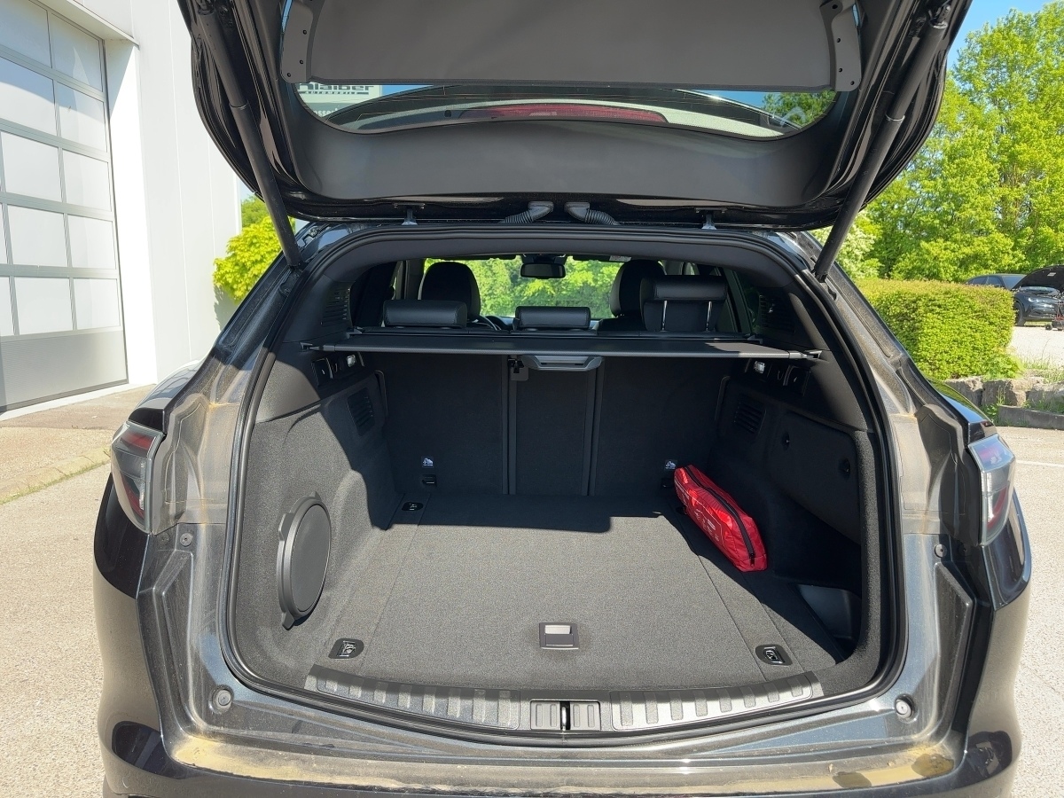 Stelvio 2.0 Turbo 16V Veloce Q4 (EURO 6d)