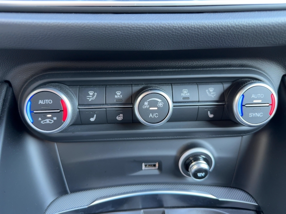 Stelvio 2.0 Turbo 16V Veloce Q4 (EURO 6d)