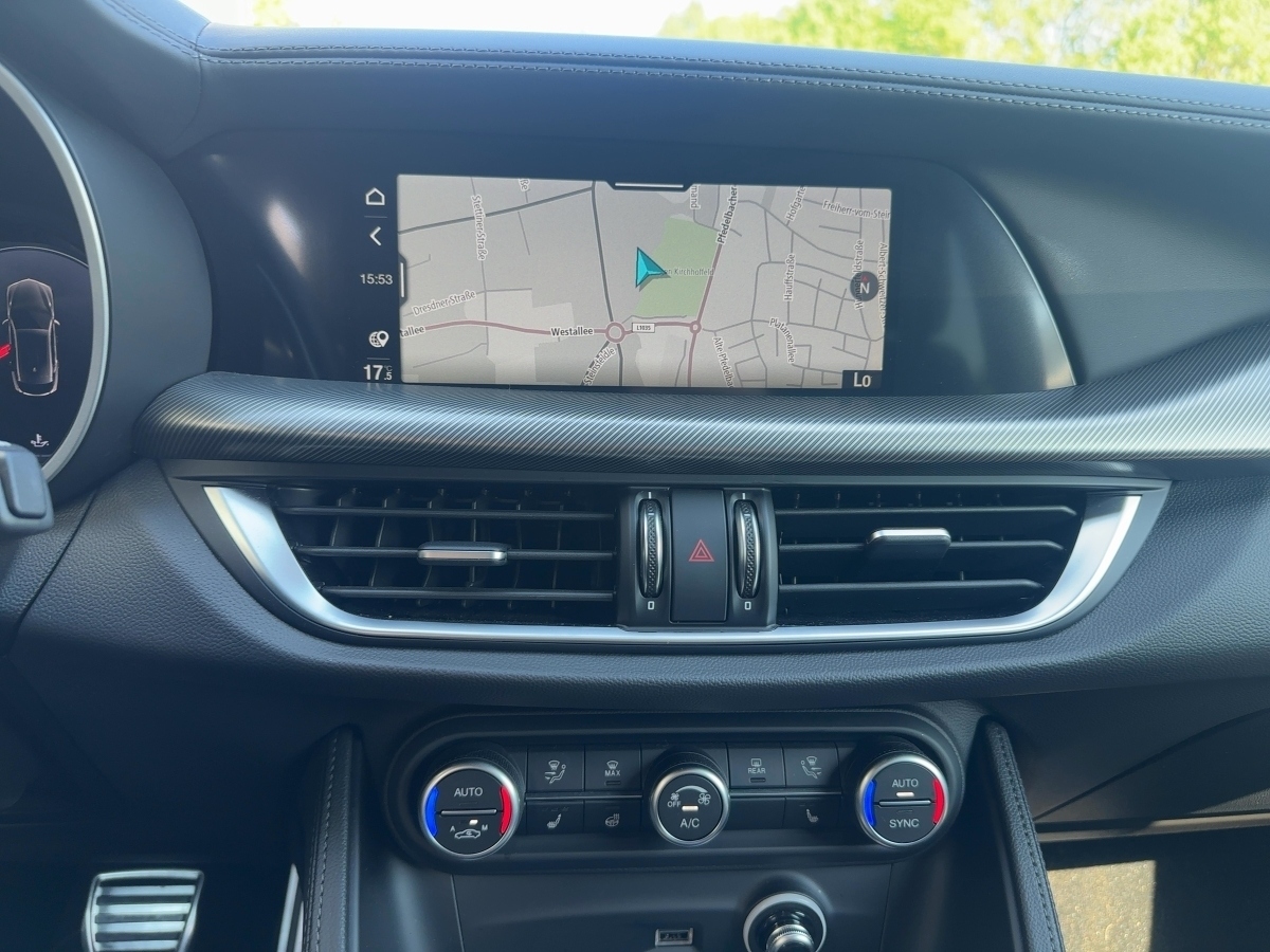 Stelvio 2.0 Turbo 16V Veloce Q4 (EURO 6d)