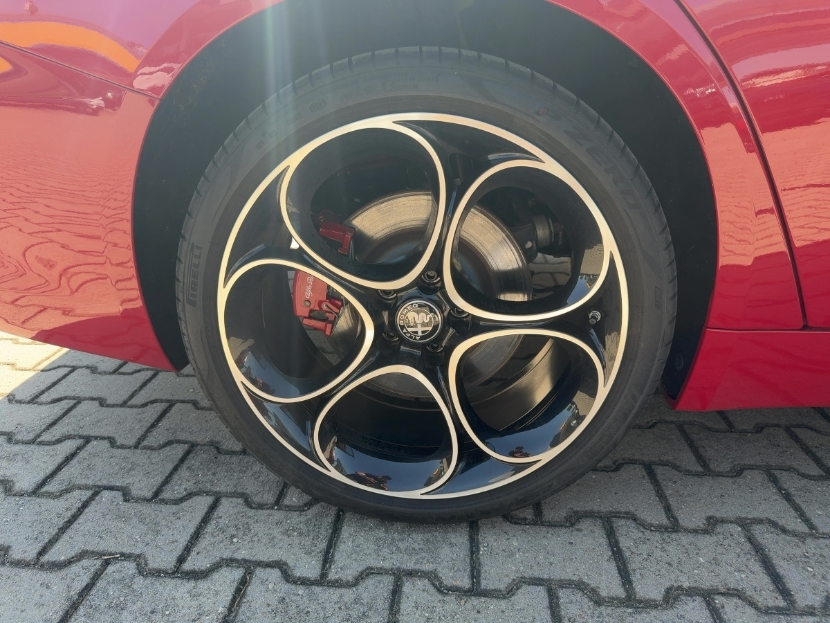 Giulia 2.0 Turbo 16V Competizione Q4 (EURO 6d)