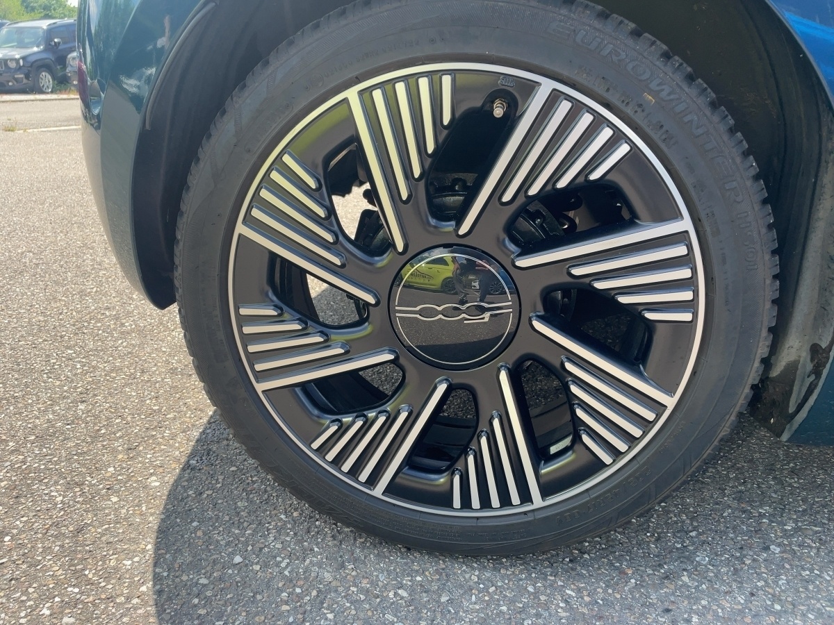 500e C Icon Batterie 42 kWh