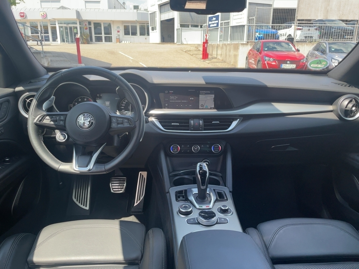 Stelvio 2.0 Turbo 16V Veloce Q4 (EURO 6d)