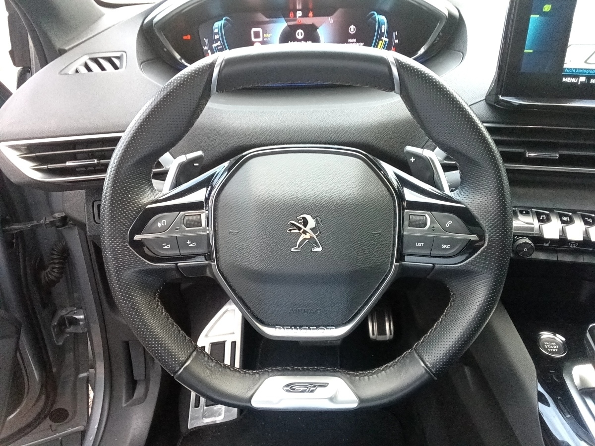 3008 Hybrid 225 GT Navi Kamera Sitzheizung