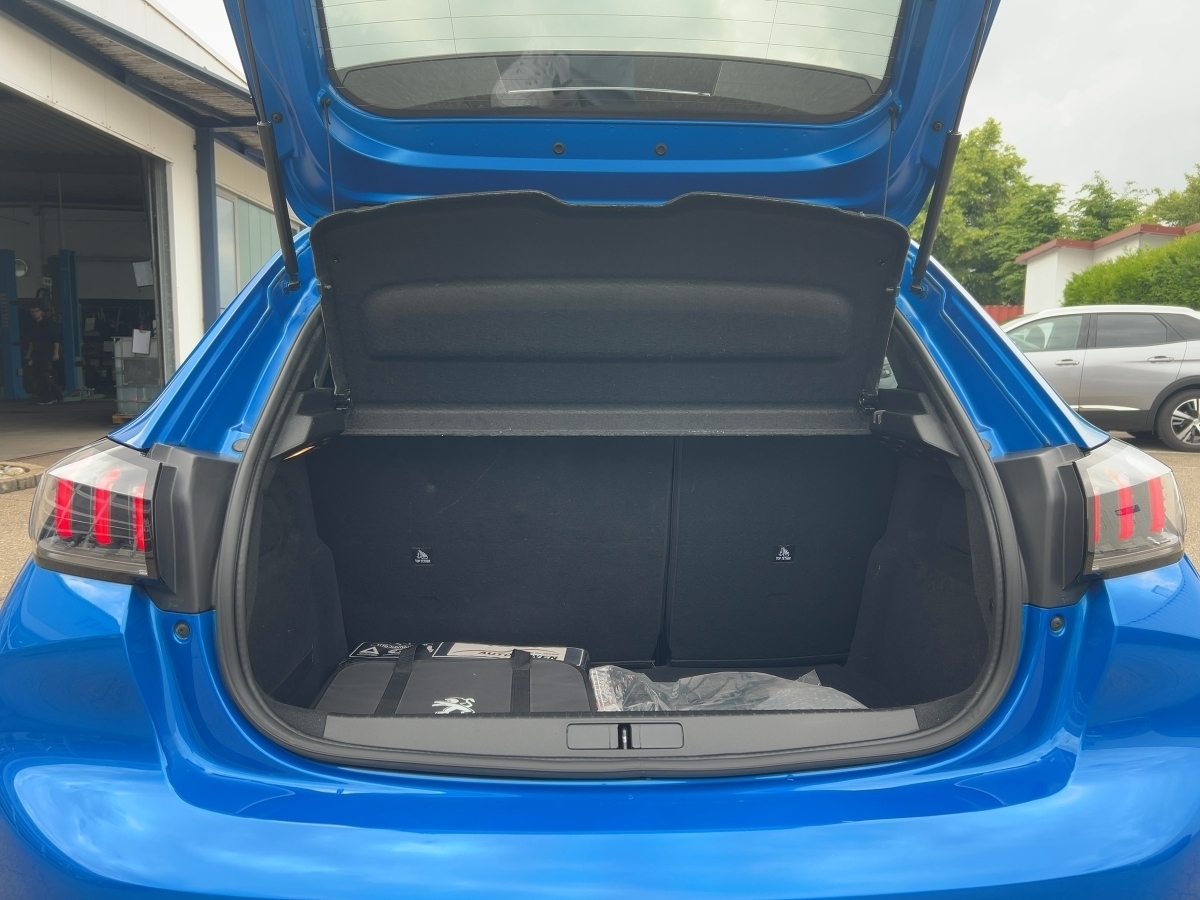 208 (e-) 136 GT Pack