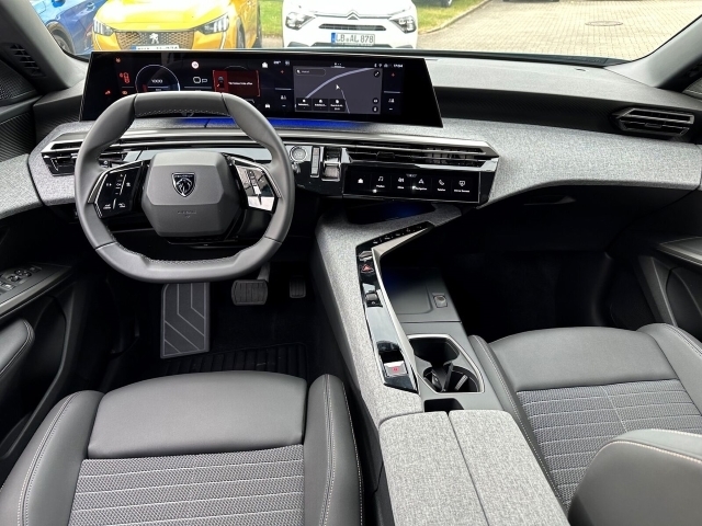 3008 1.2 Hybrid 136 Allure Navi Kamera Sitzheizu