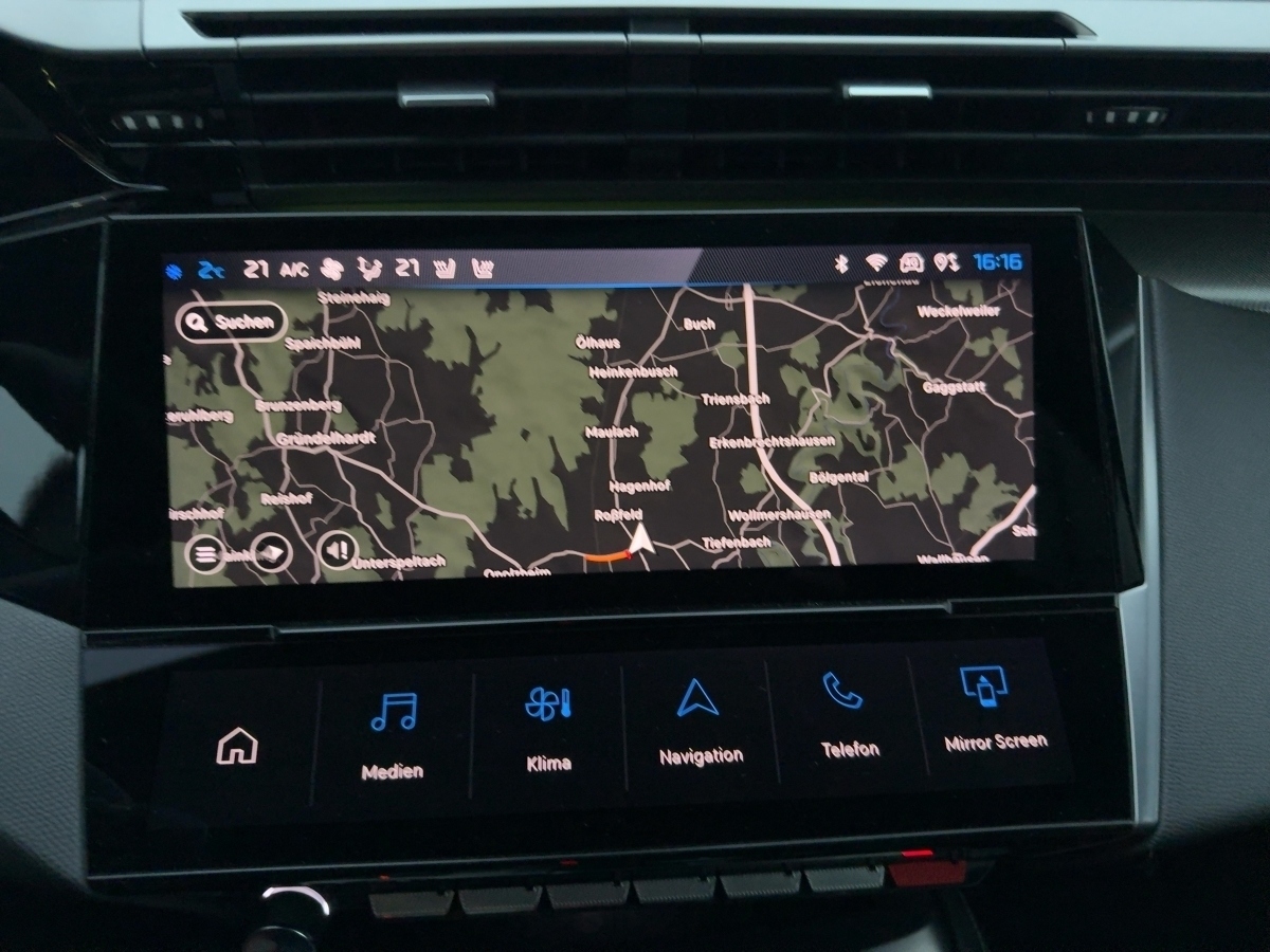 308 Hybrid 225 Panoramadach Navi