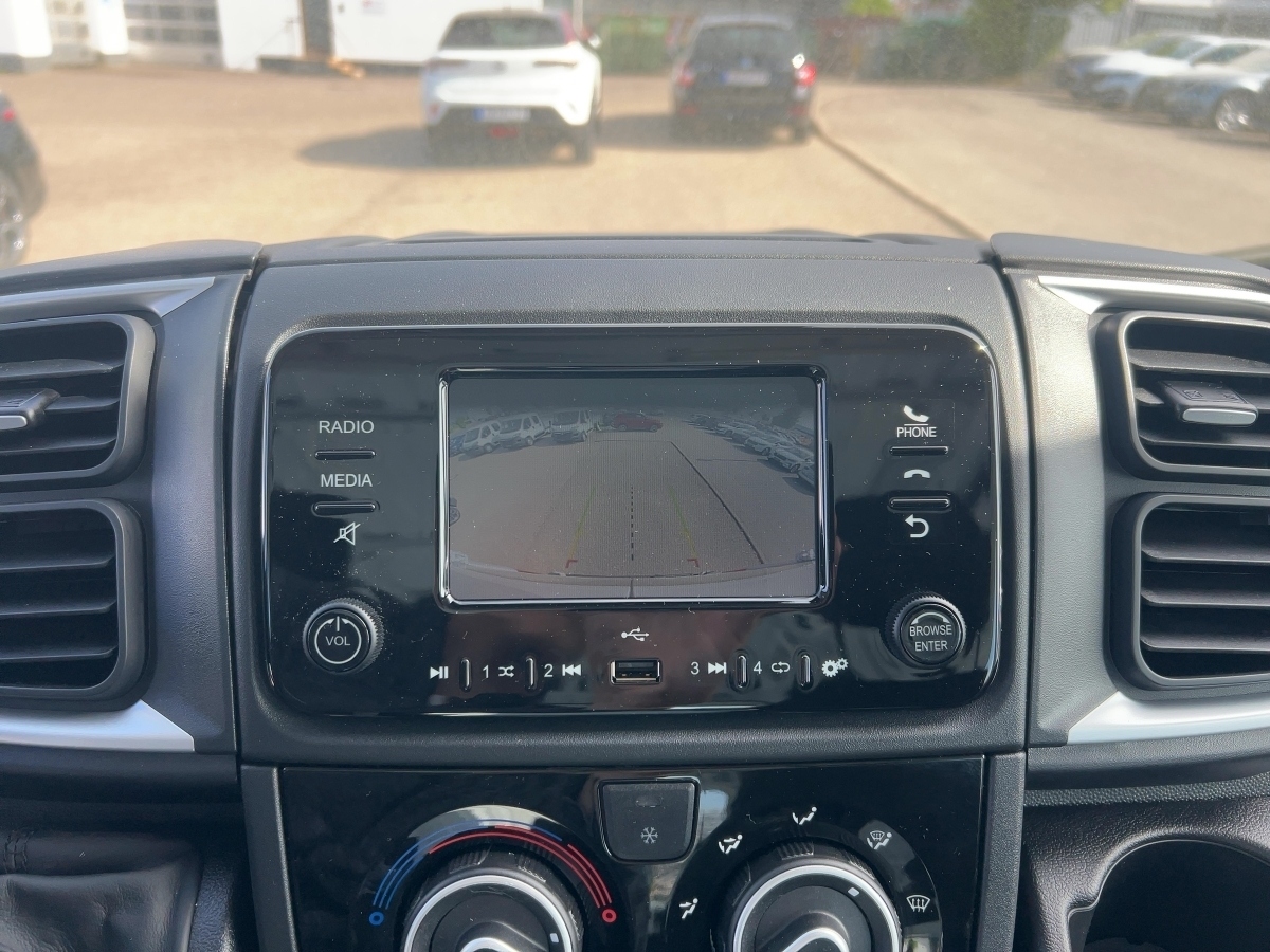 3008 Hybrid4 300