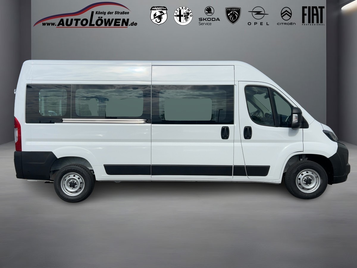 3008 Hybrid4 300