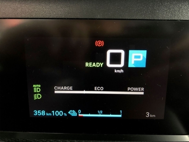 C4 X Elektromotor Shine Panoramadach Navi