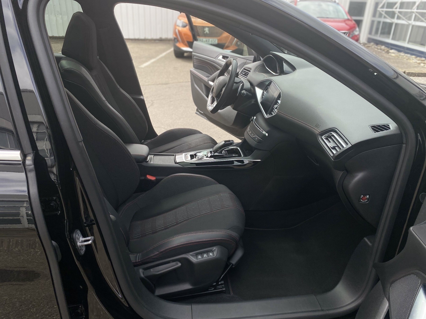 308 1.5 BlueHDi 130 SW Allure (EURO 6d-TEMP) Nav
