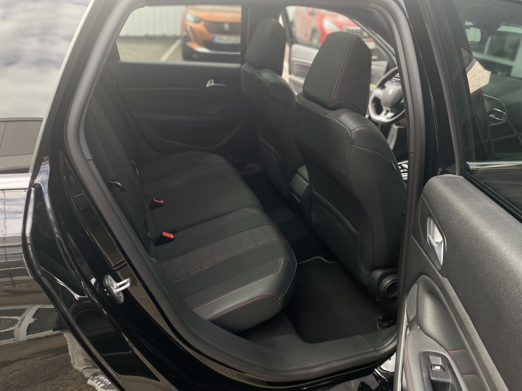 308 1.5 BlueHDi 130 SW Allure (EURO 6d-TEMP) Nav