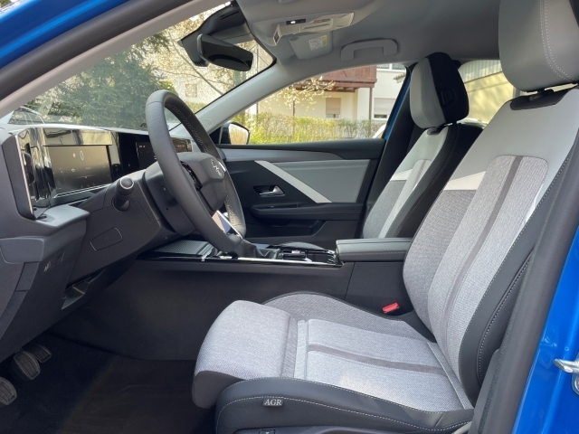 Astra 1.2 Turbo Elegance, Rückfahrkamera, Navi