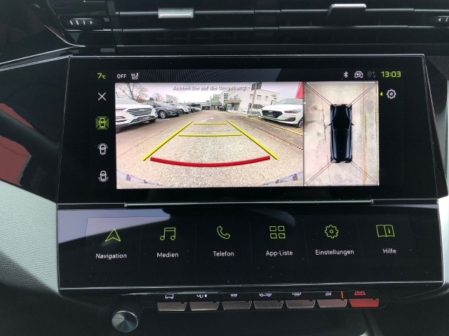 308 Hybrid 225 Panoramadach Navi