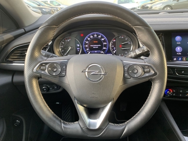 Insignia 2.0 CDTI Ultimate Exclusiv