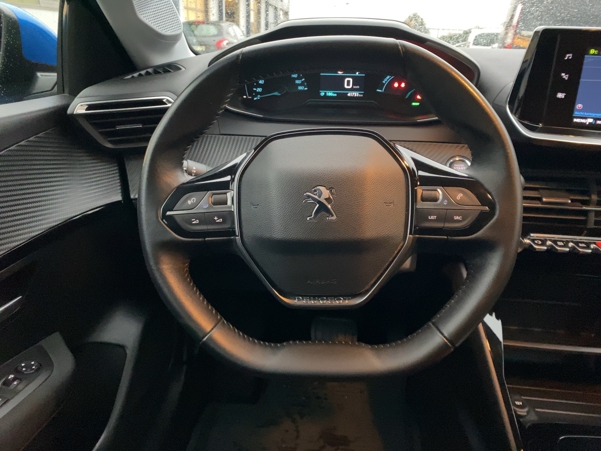 208 (e-) 136 Active