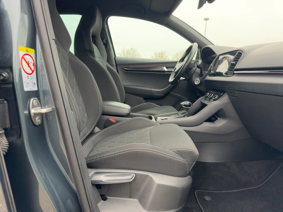 Karoq SPORTLINE 1.5TSI 150PS DSG-7G AHK vorber.