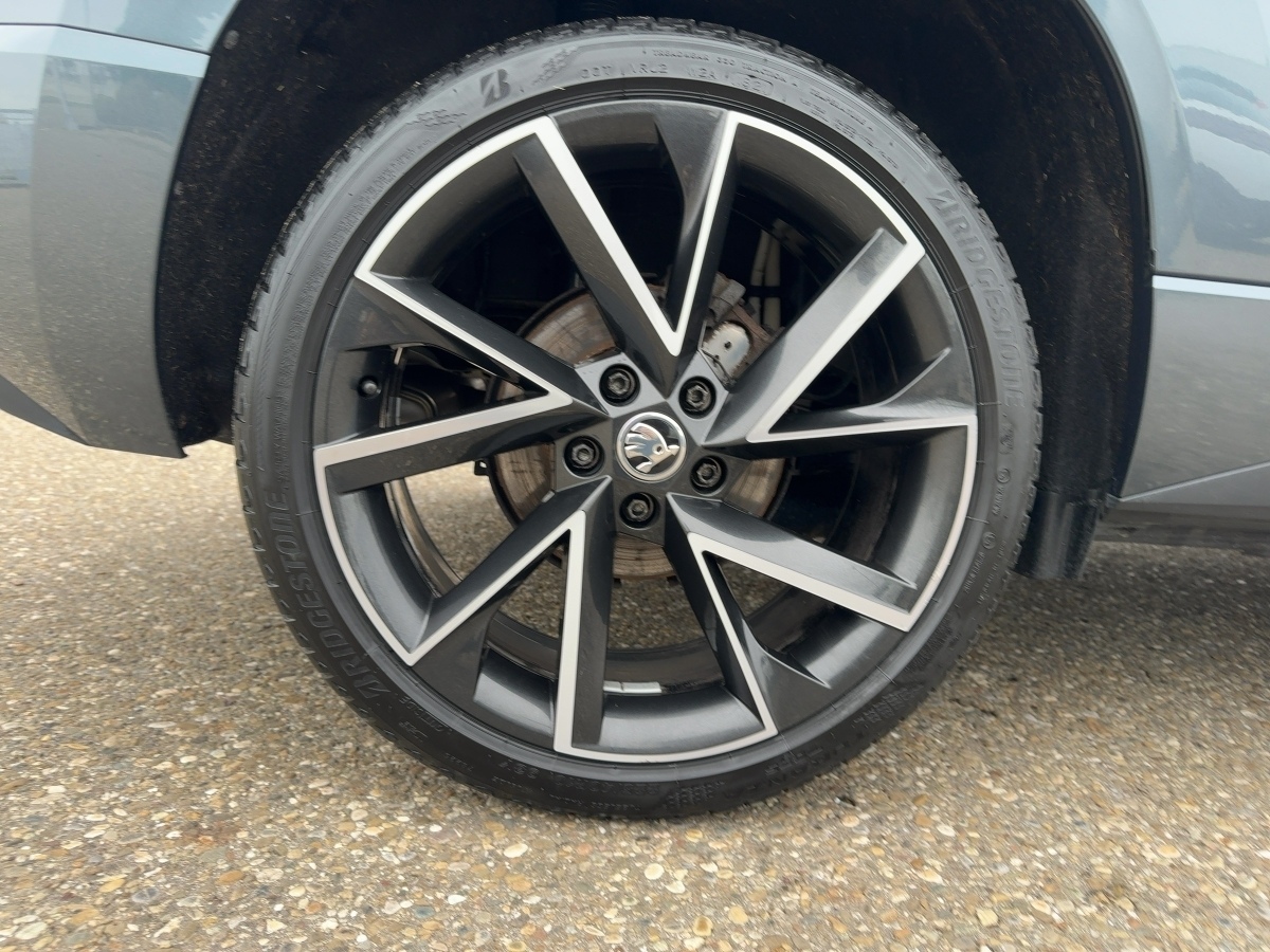 Karoq SPORTLINE 1.5TSI 150PS DSG-7G AHK vorber.
