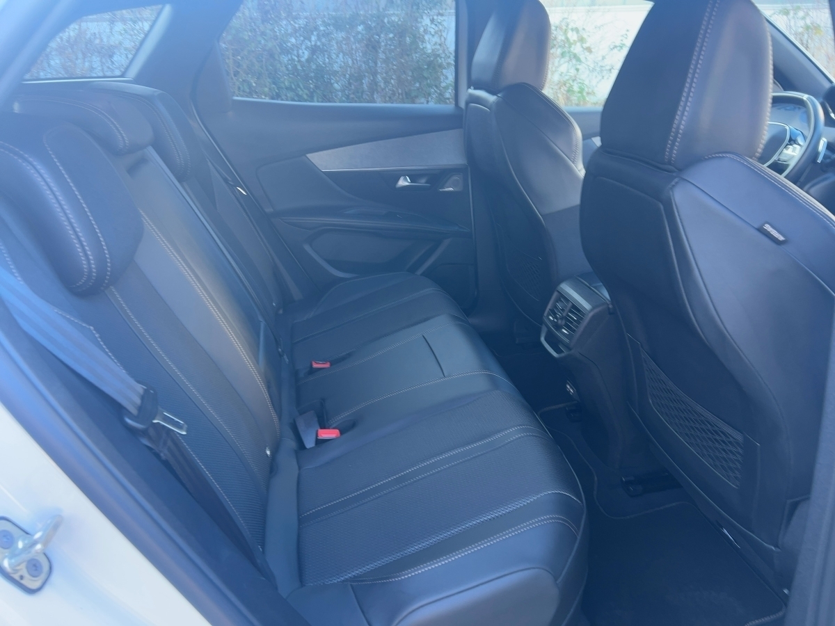 3008 1.5 BlueHDi 130 Allure Pack